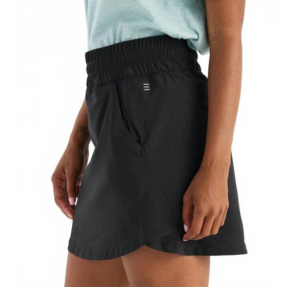 NEW FREE FLY pull-on breeze skirt in black - Picture 2 of 3
